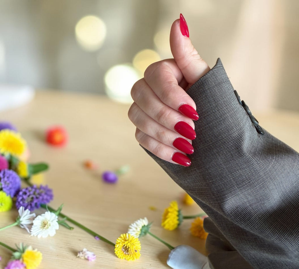 Press On Nails – Bold Red | Short Oval | Touch of Capital Nails