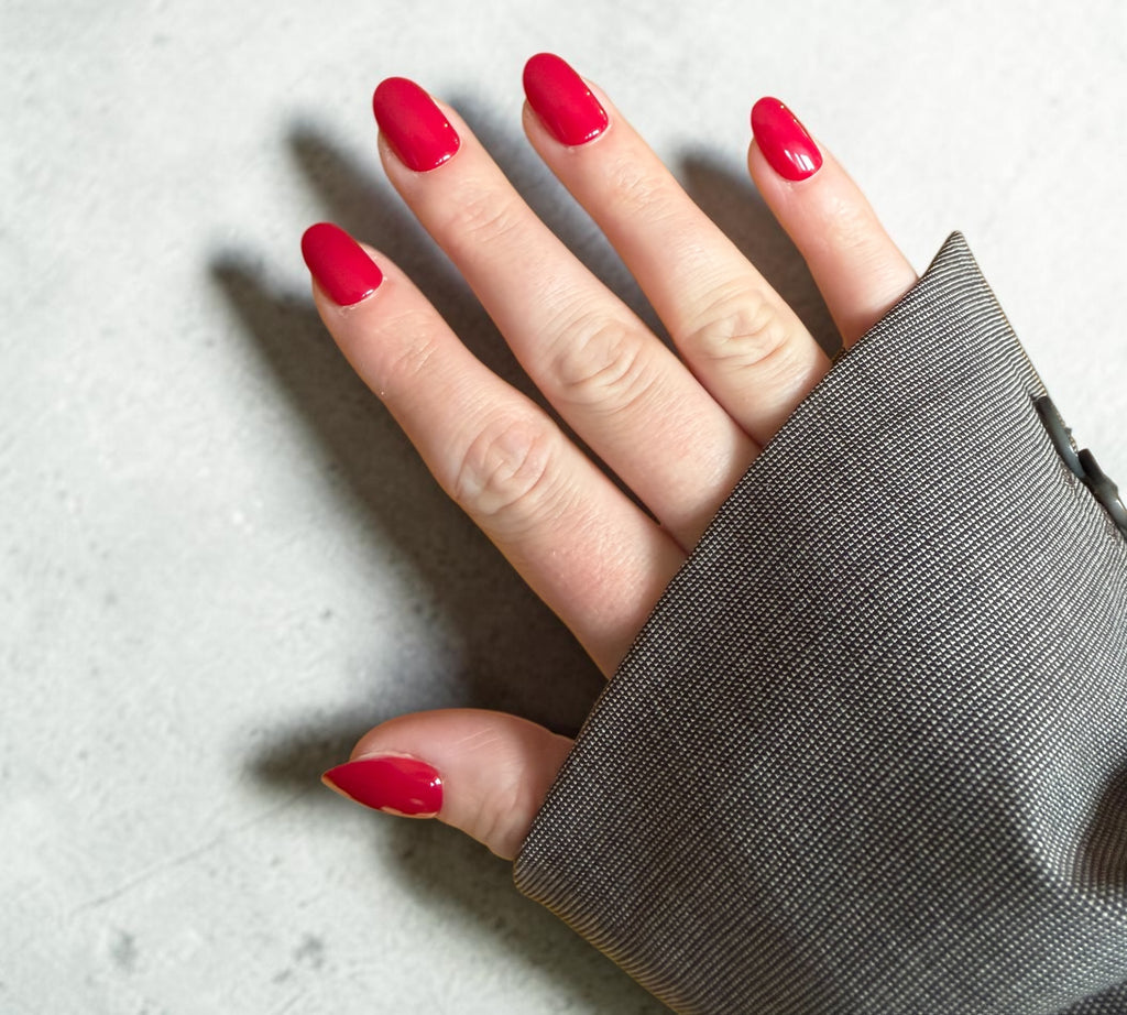 Press On Nails – Bold Red | Short Oval | Touch of Capital Nails