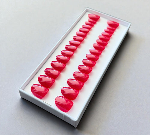 Press On Nails – Bold Red | Short Oval | Touch of Capital Nails