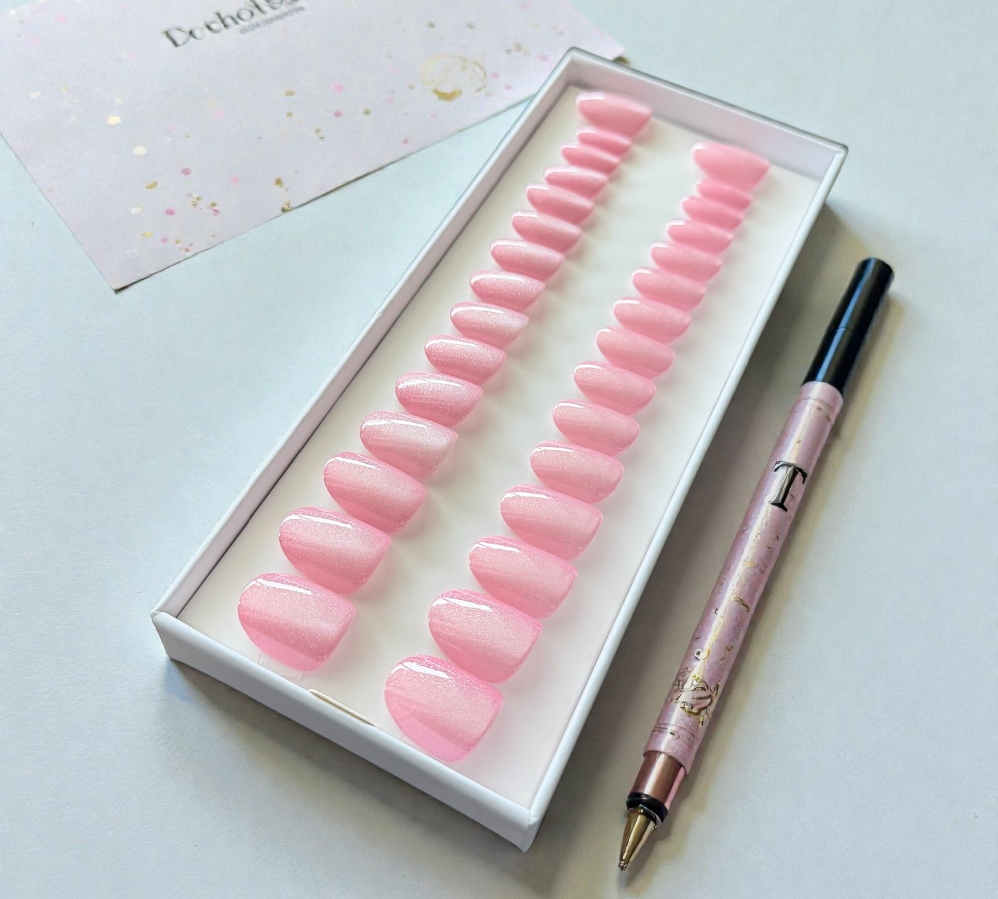 Press-On Nails – Pink Cat Eye | Short Oval | Touch of Capital Nails