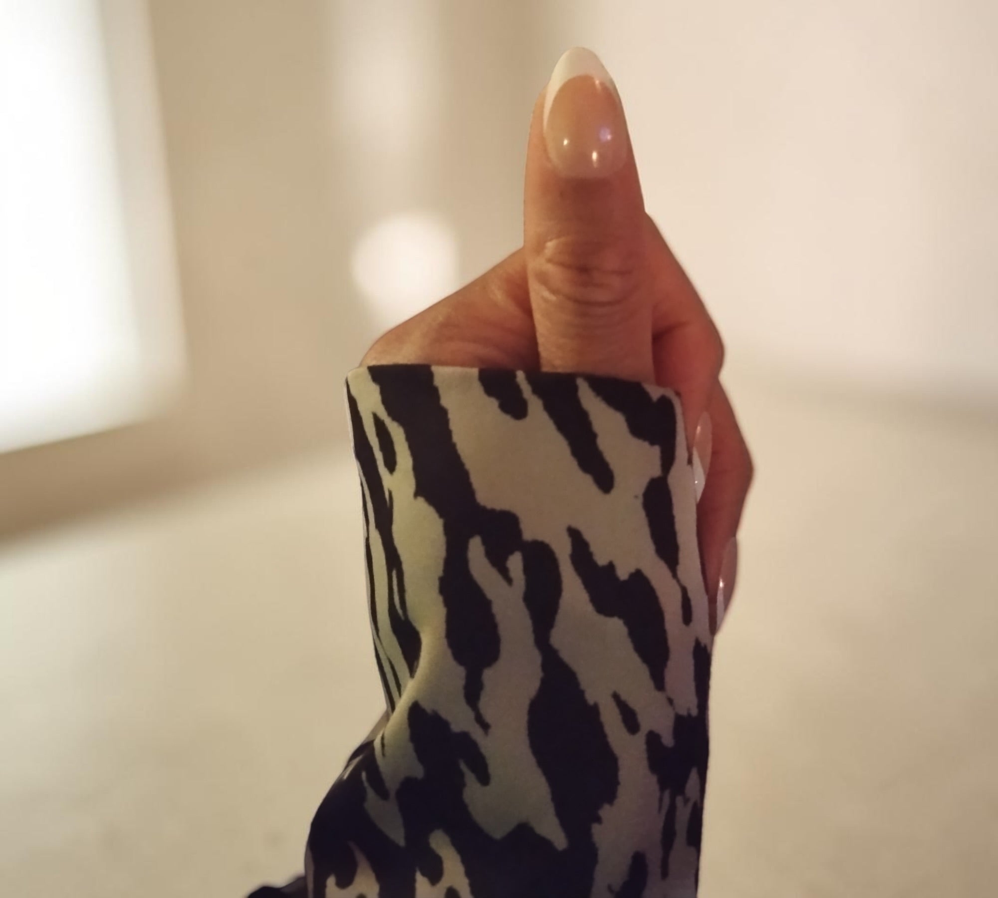 Press On Nails – Sophisticated French Manicure | Short Almond | Touch of Capital Nails