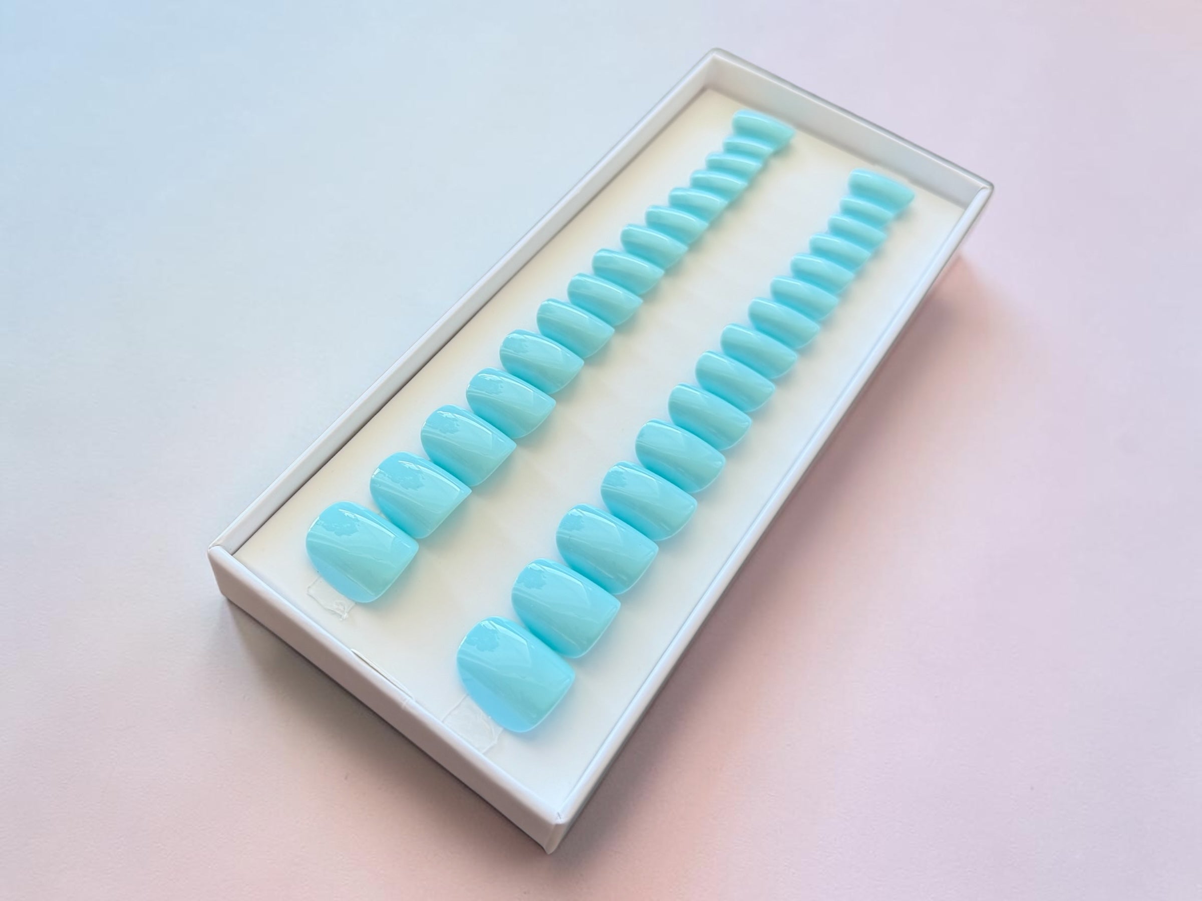 Press On Nails – Creamy Bluegreen | Extra Short Round | Touch of Capital Nails