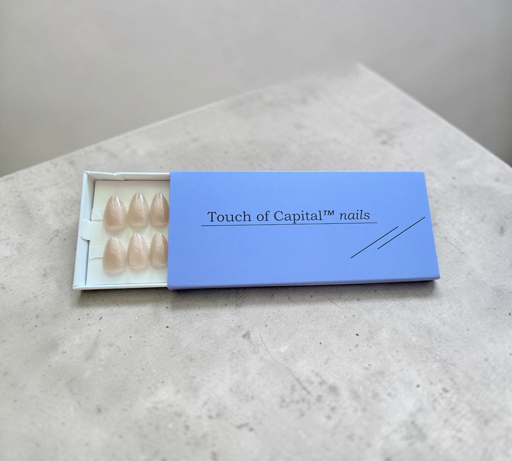 Press-On Nails – Cat Eye Champagne Glow | Short Almond | Touch of Capital Nails